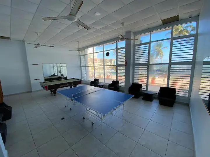 公寓 Kasa Las Palmas Ocean View Beachfront Condo Pool 圣胡安 波多黎各