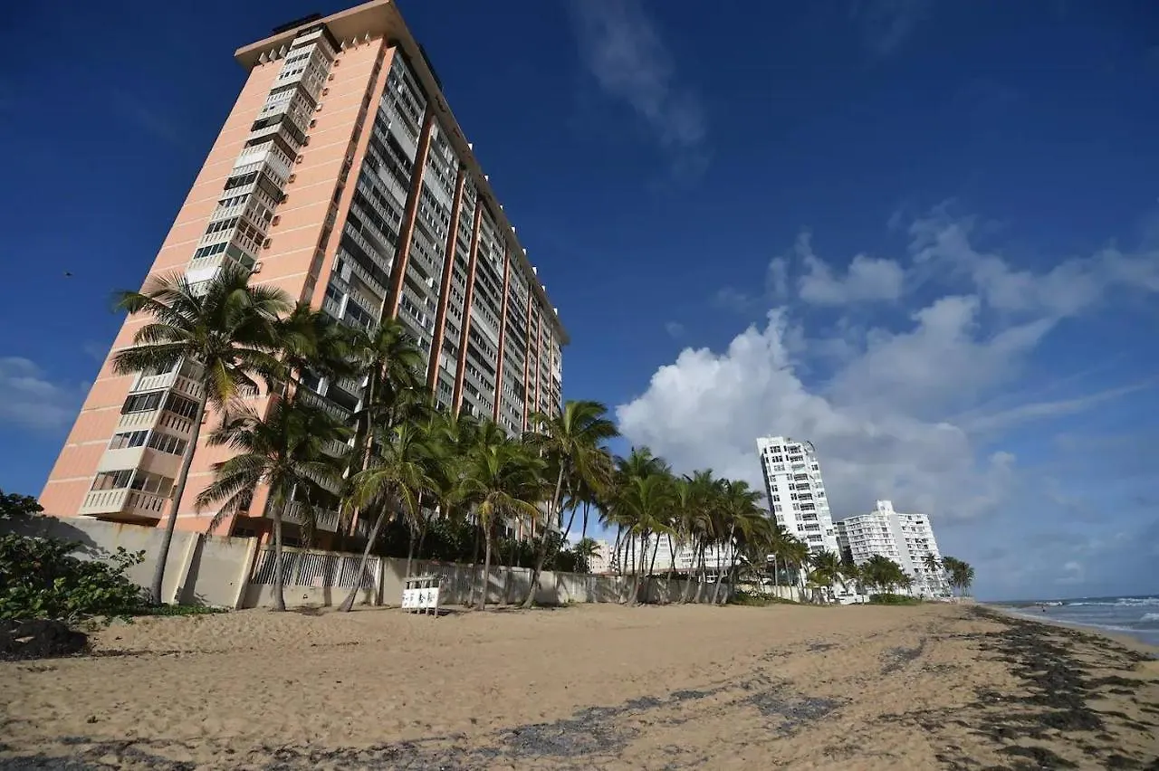 Kasa Las Palmas Ocean View Beachfront Condo Pool 圣胡安 波多黎各